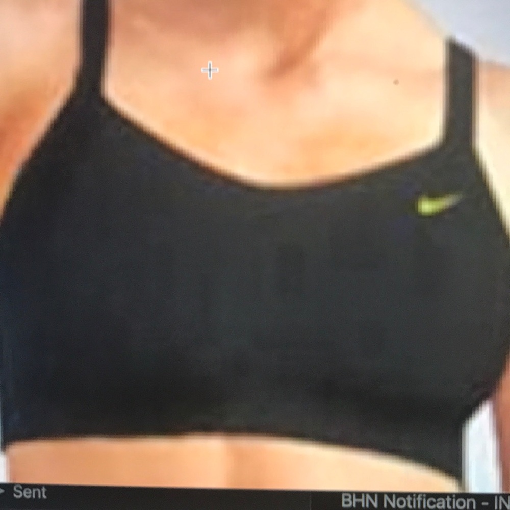 NWT NIKE MEDIUM CONTROL STRENGTH WIRE-FREE SPORTS